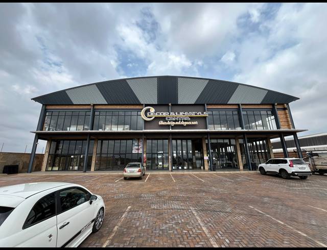 3,000M² SHOWROOM FOR SALE IN DALPARK